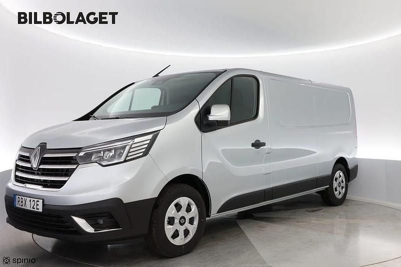 Grå Ny 2025 Renault Trafic Minibuss | 472 000 kr - Bild 1/4