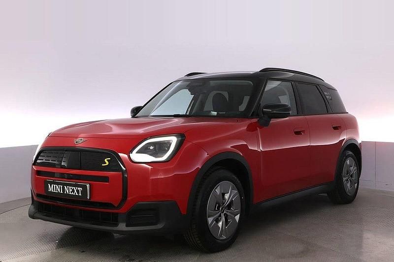Röd Begagnad 2024 Mini Countryman SUV | 474 900 kr - Bild 1/4
