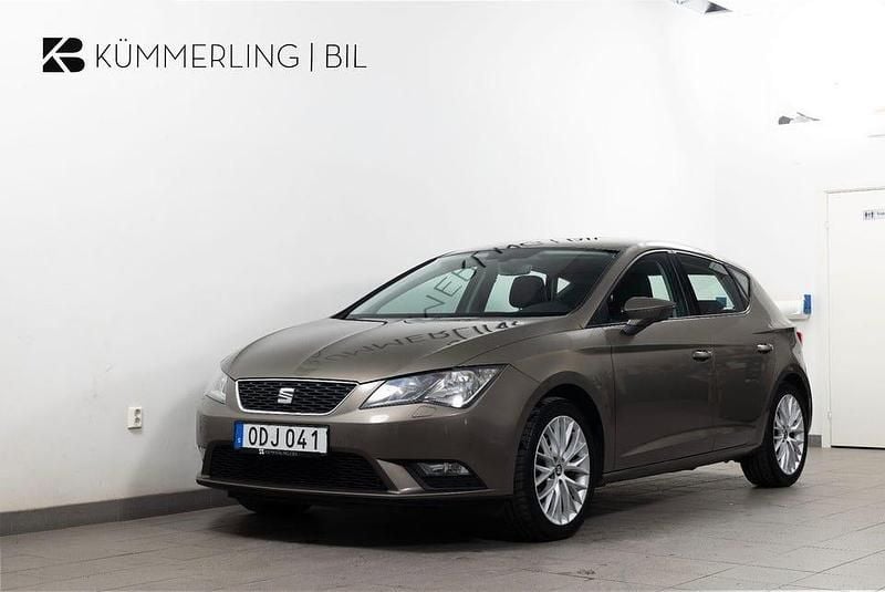 Brun Begagnad 2016 Seat Leon Style Halvkombi | 127 900 kr (Marknadspris) - Bild 1/4