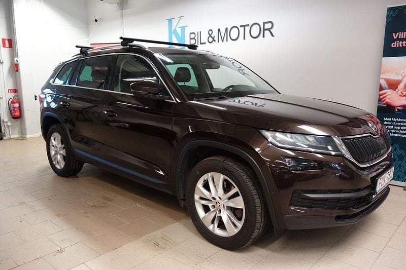 Brun (magnetic brun metallic) Begagnad 2019 Skoda Kodiaq Business Line SUV | 279 900 kr (Bra pris) - Bild 1/4