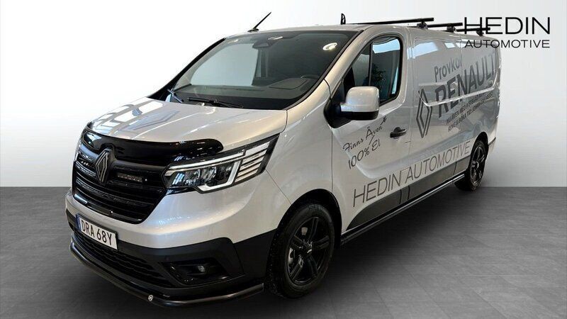 Grå (grey) Begagnad 2025 Renault Trafic Van | 473 750 kr - Bild 1/4