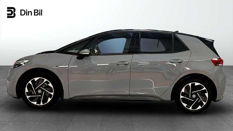 Begagnad VW ID.3 Pro Performance 150 kW (204 HK) 2023 Grå Halvkombi