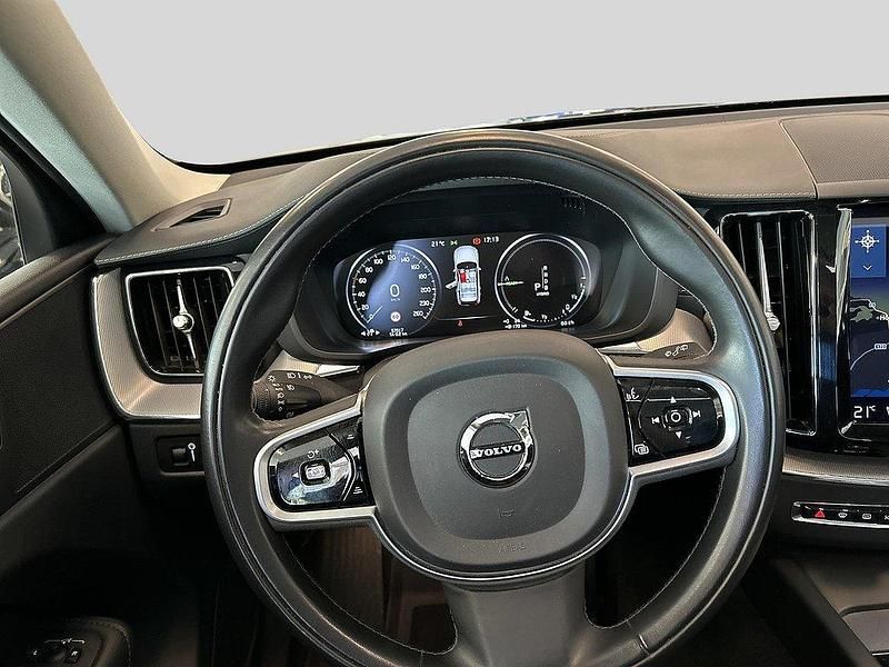 Begagnad Volvo XC60 Inscription 392 HK (288 kW) 2018 Grå SUV