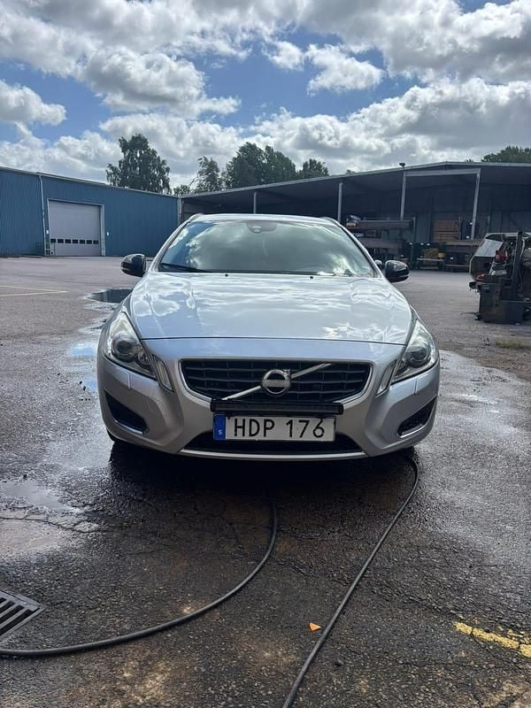 Begagnad Volvo V60 203 HK (149 kW) 2011 Kombi