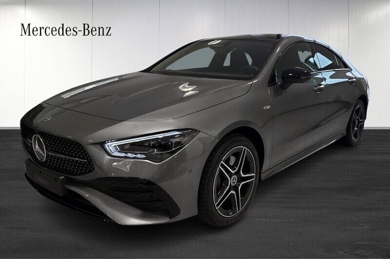 Ny 2025 Mercedes CLA250e Sedan | 554 300 kr (Bra pris) - Bild 1/4