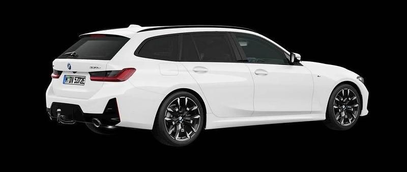 Begagnad BMW 330 Comfort Edition 292 HK (214 kW) 2000 Alpine white Kombi