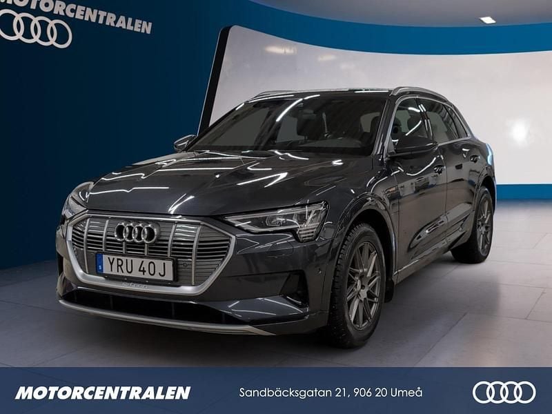Begagnad Audi e-tron Proline 303 kW (413 HK) 2020 Grå SUV