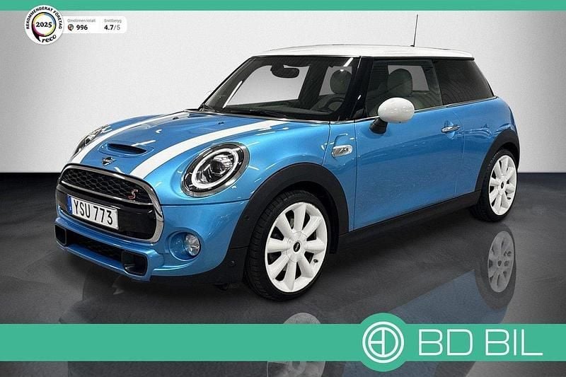 Ljusblå Begagnad 2018 Mini Cooper S Chili Halvkombi | 239 900 kr (Dyr) - Bild 1/3