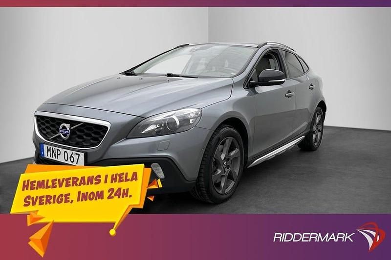 Begagnad Volvo V40 CC Summum 150 HK (110 kW) 2015 Grå Kombi