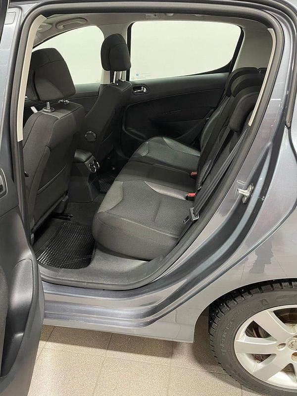 Begagnad Peugeot 308 109 HK (80 kW) 2009 Halvkombi