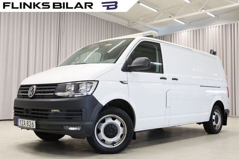Vit Begagnad 2018 VW T6 Van | 199 900 kr (Superpris) - Bild 1/4