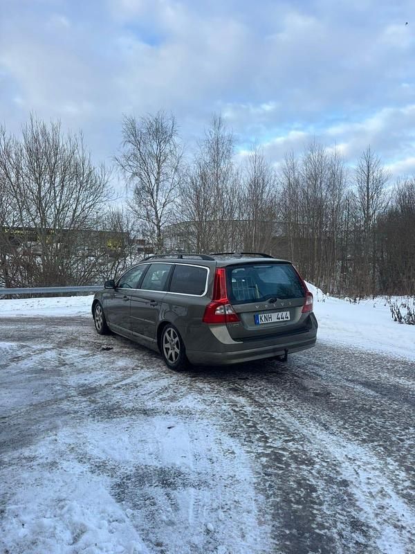 Begagnad Volvo V70 175 HK (128 kW) 2010 Kombi