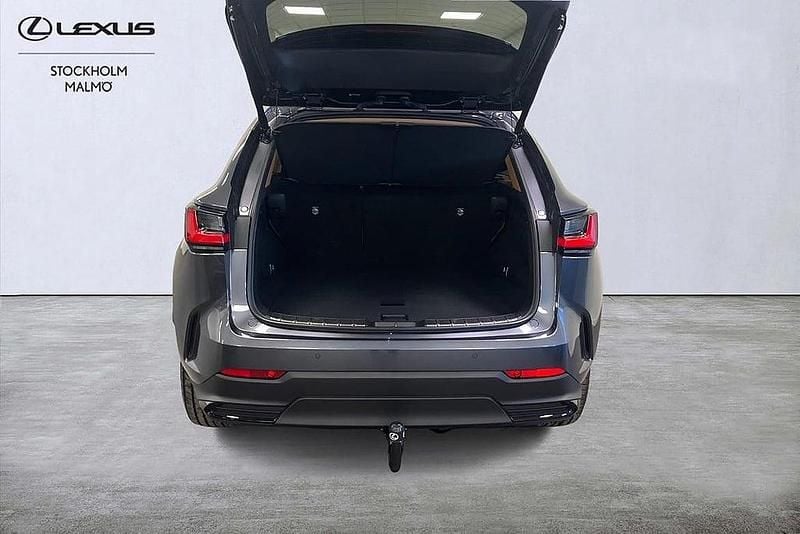 Grå Begagnad 2025 Lexus NX450h+ Business Edition SUV | 579 000 kr (Superpris) - Bild 1/4