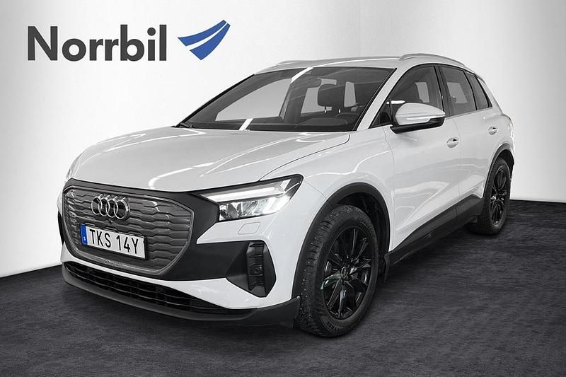 Begagnad Audi Q4 e-tron Proline 150 kW (204 HK) 2024 Vit SUV