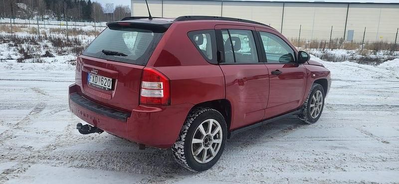 Begagnad Jeep Compass 170 HK (125 kW) 2007 SUV