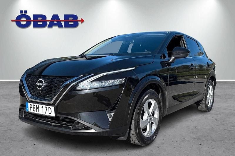 Svart Begagnad 2024 Nissan Qashqai N-Connecta SUV | 288 900 kr (Marknadspris) - Bild 1/4