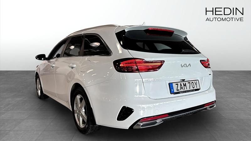 Begagnad Kia Ceed Sportswagon 105 HK (77 kW) 2023 Svart Kombi