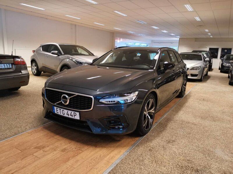 Begagnad Volvo V90 R-Design 191 HK (140 kW) 2020 Grå (mgrå met) Kombi