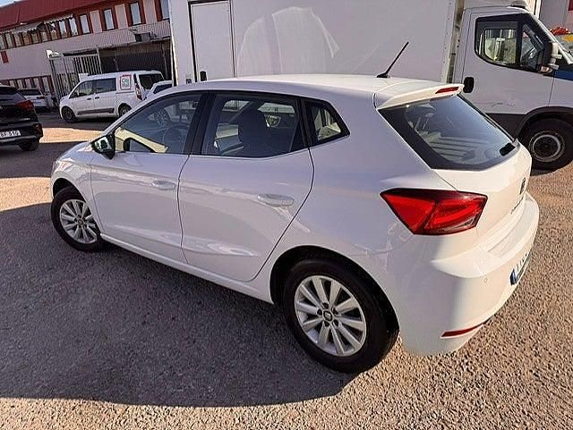 Vit Begagnad 2017 Seat Ibiza XCELLENCE Halvkombi | 75 000 kr (Bra pris) - Bild 1/4