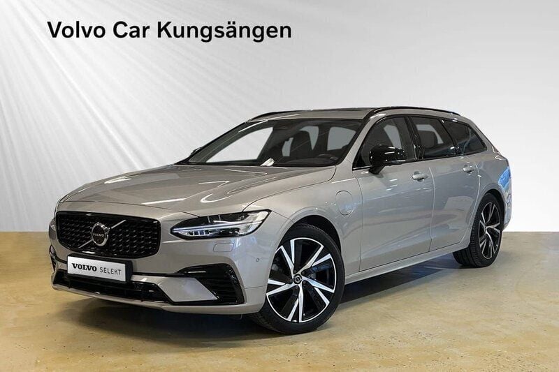 Silver Begagnad 2022 Volvo V90 Plus Kombi | 459 900 kr (Marknadspris) - Bild 1/3