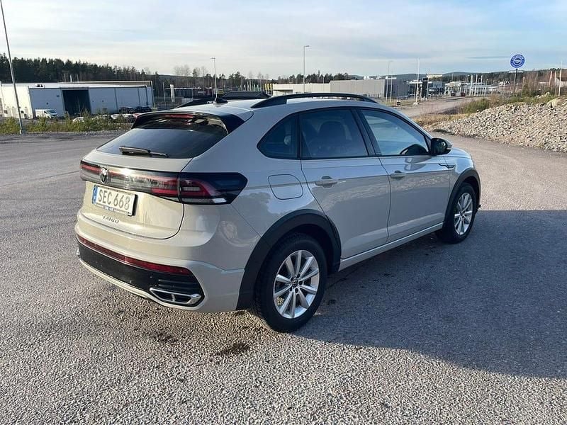 Begagnad 2023 VW Taigo R-line SUV | 229 000 kr (Marknadspris) - Bild 1/3