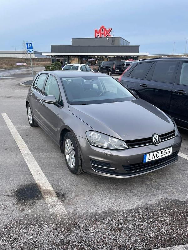 Begagnad 2014 VW Golf VII Halvkombi | 90 000 kr (Bra pris) - Bild 1/4