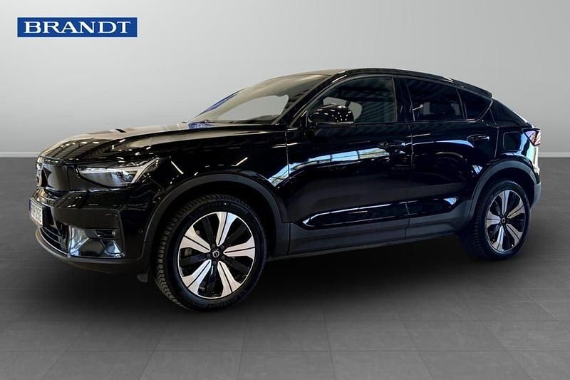 Svart Begagnad 2023 Volvo C40 Ultimate SUV | 369 900 kr - Bild 1/4