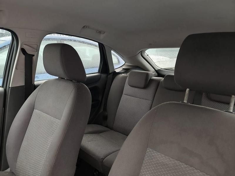 Begagnad Ford Focus 125 HK (91 kW) 2006