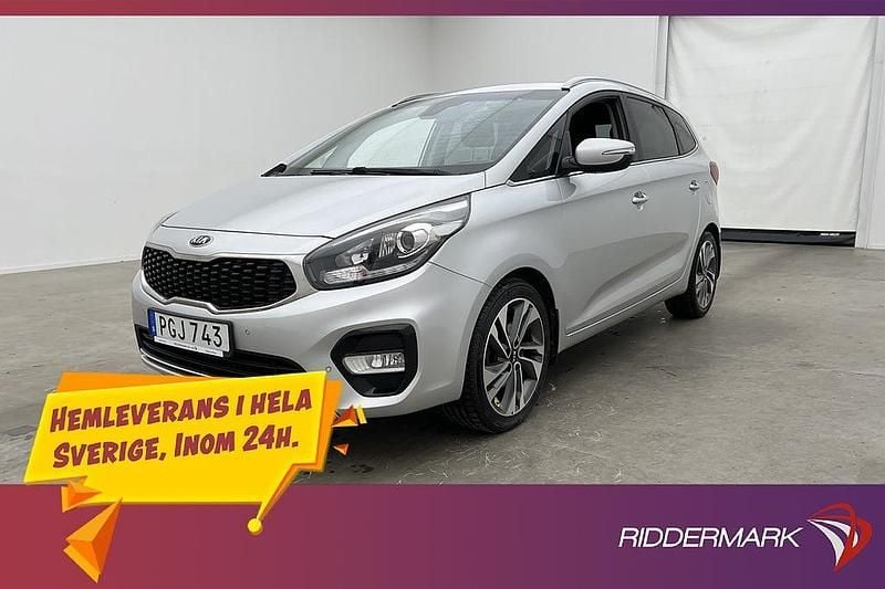 Grå Begagnad 2017 Kia Carens Minibuss | 153 700 kr (Lite dyr) - Bild 1/3