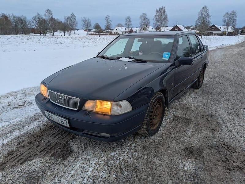 Begagnad 1998 Volvo S70 Sedan | 16 000 kr (Marknadspris) - Bild 1/4