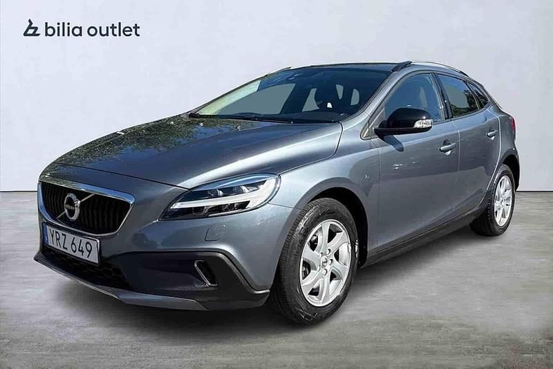 Grå Begagnad 2019 Volvo V40 CC Kombi | 224 900 kr - Bild 1/1