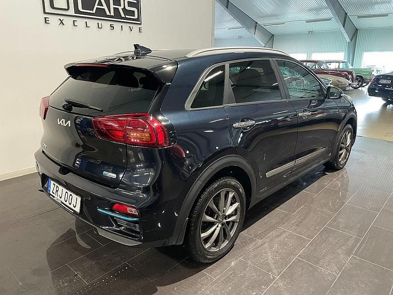 Begagnad Kia e-Niro Advance 150 kW (204 HK) 2021 Blå SUV