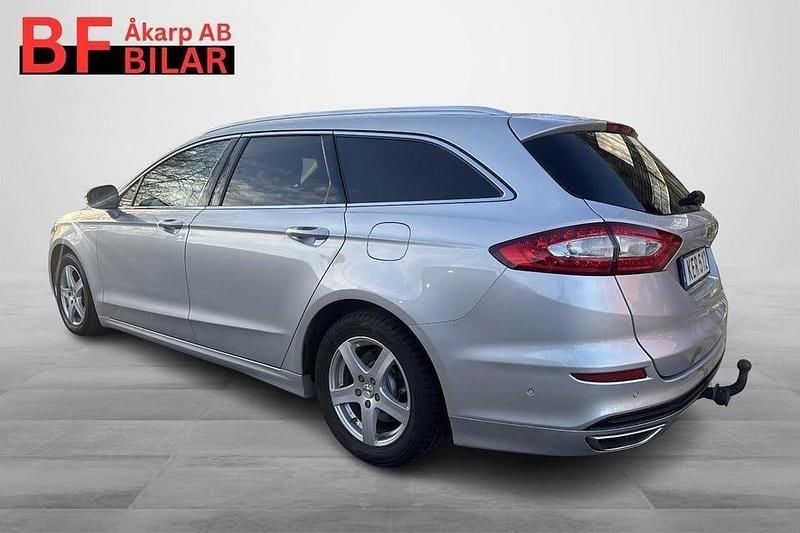 Begagnad Ford Mondeo Titanium 180 HK (132 kW) 2016 Grå Kombi