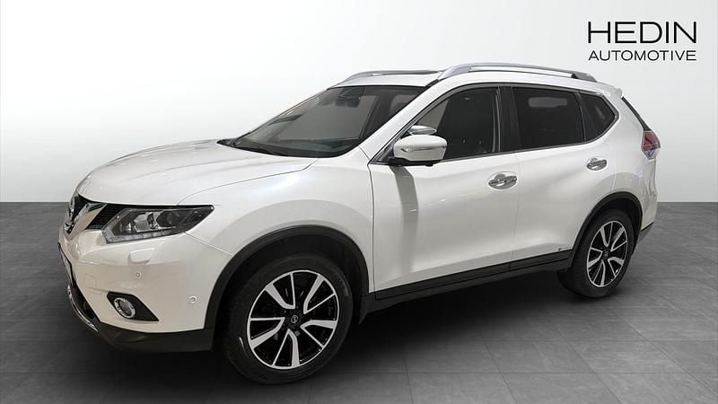 Vit (white) Begagnad 2017 Nissan X-Trail SUV | 189 000 kr (Marknadspris) - Bild 1/4