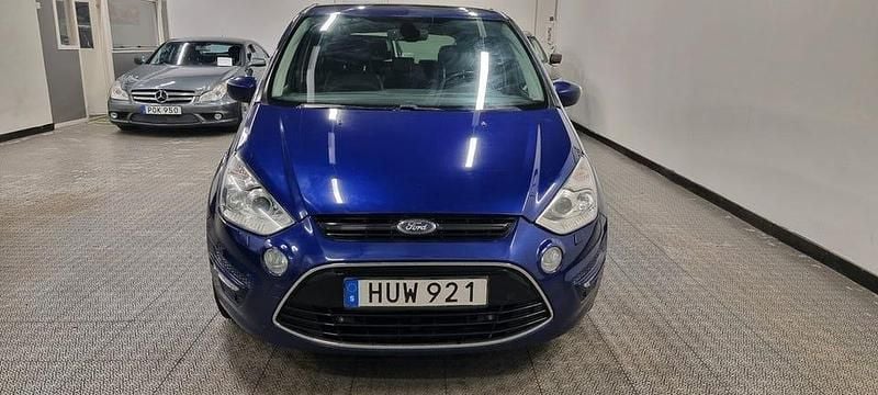 Begagnad Ford S-MAX Business Edition 140 HK (102 kW) 2015 Blå Minibuss