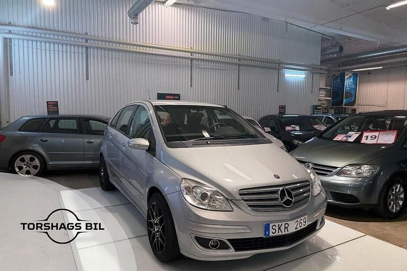 Silver Begagnad 2007 Mercedes B170 Minibuss | 42 900 kr (Marknadspris) - Bild 1/3
