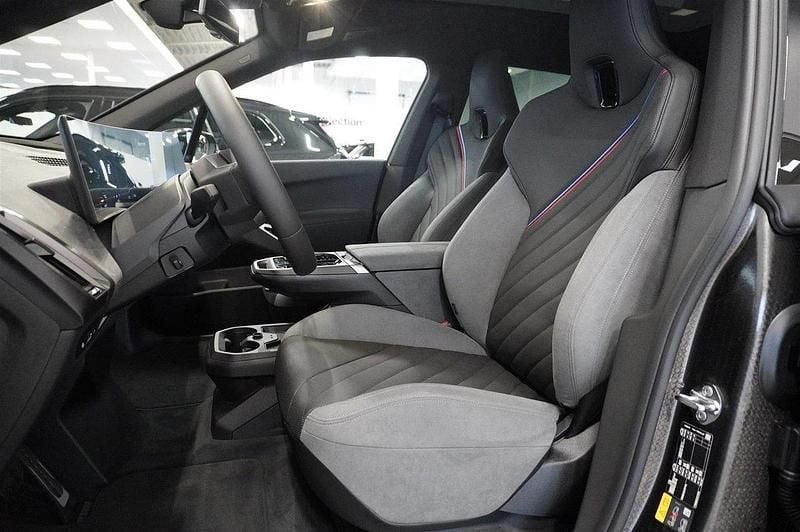 Begagnad BMW iX Efficient Dynamics 400 kW (544 HK) 2025 Okänd SUV