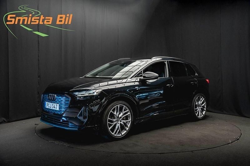 Svart Begagnad 2023 Audi Q4 e-tron S-Line SUV | 414 900 kr (Bra pris) - Bild 1/4