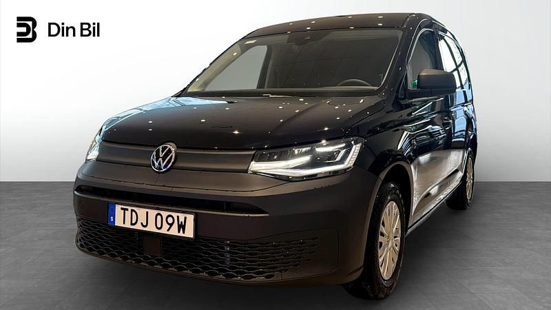 Deep black pärleffekt Ny 2025 VW Caddy Minibuss | 309 900 kr (Superpris) - Bild 1/4