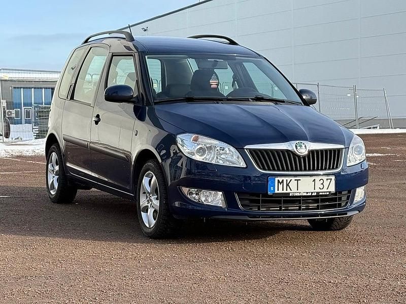Begagnad Skoda Roomster 75 HK (55 kW) 2012 Blå Minibuss