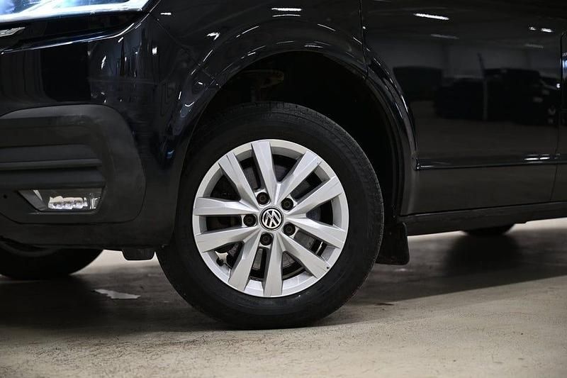 Begagnad VW T6.1 150 HK (110 kW) 2021 Svart (deep black pärleffekt) Van