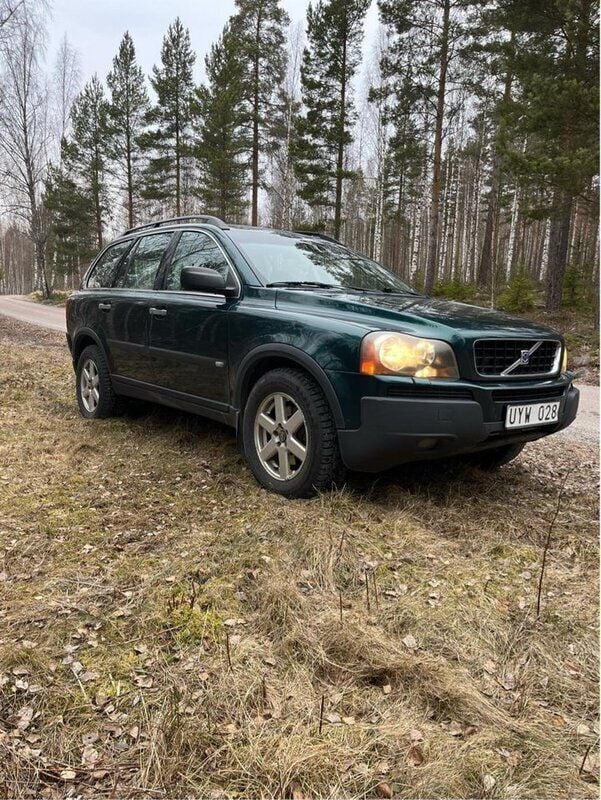Grön Begagnad 2004 Volvo XC90 SUV | 39 000 kr (Bra pris) - Bild 1/4