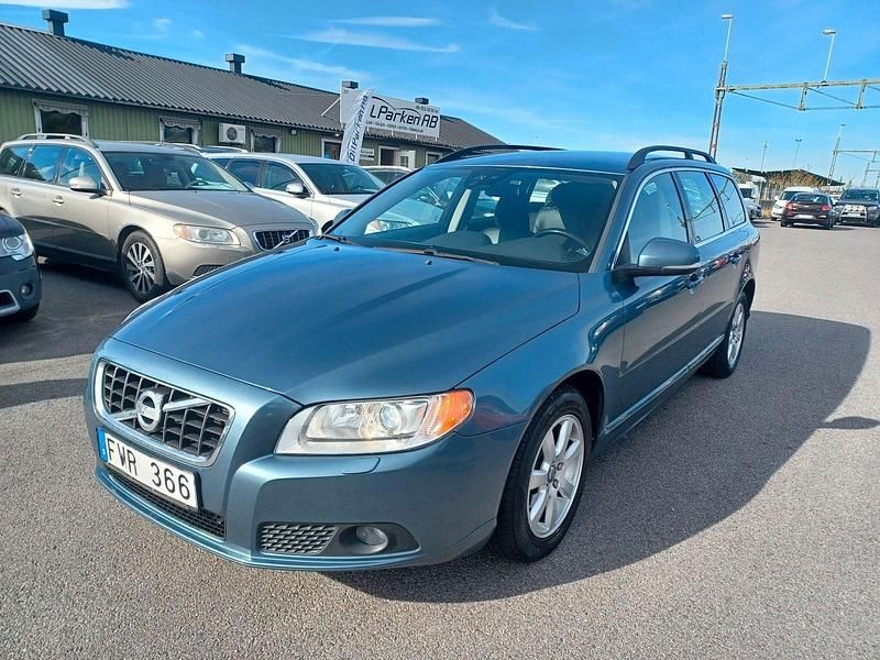 Blå Begagnad 2012 Volvo V70 Momentum Kombi | 109 900 kr (Marknadspris) - Bild 1/4