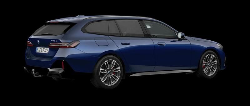 Ny BMW 530e Comfort Edition 299 HK (219 kW) 2026 Kombi