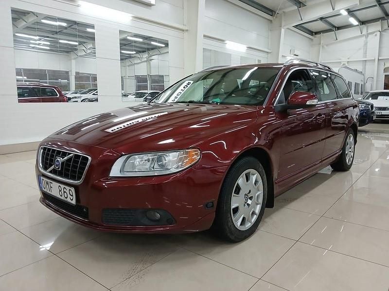 Röd Begagnad 2009 Volvo V70 Summum Kombi | 59 800 kr (Marknadspris) - Bild 1/4