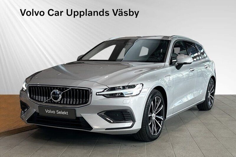 Silver Begagnad 2022 Volvo V60 Plus Kombi | 399 900 kr (Marknadspris) - Bild 1/3