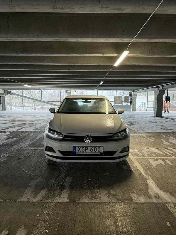 Begagnad VW Polo 2020 Vit Halvkombi