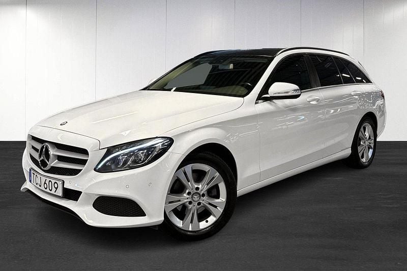 Vit (white) Begagnad 2015 Mercedes C220 Kombi | 179 900 kr (Marknadspris) - Bild 1/4