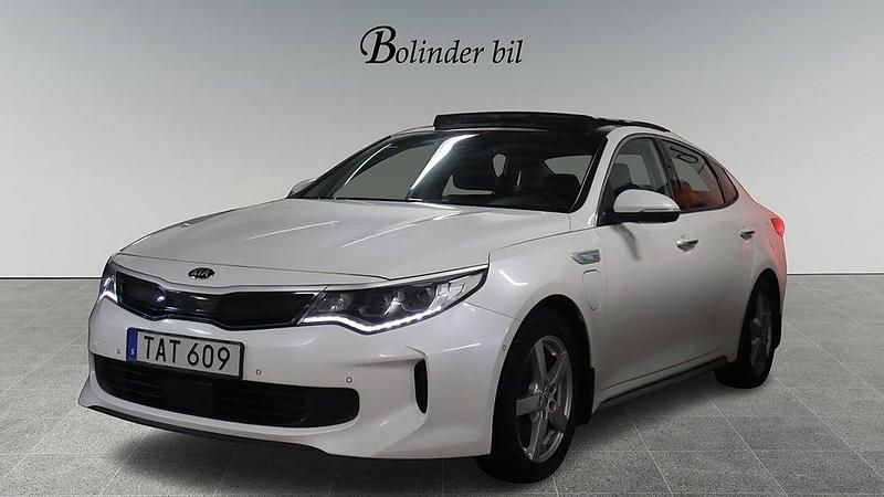 Begagnad Kia Optima Hybrid Comfort 156 HK (114 kW) 2016 Vit Sedan
