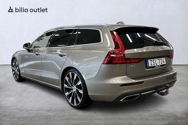 Begagnad Volvo V60 Inscription 310 HK (228 kW) 2018 Grå Kombi